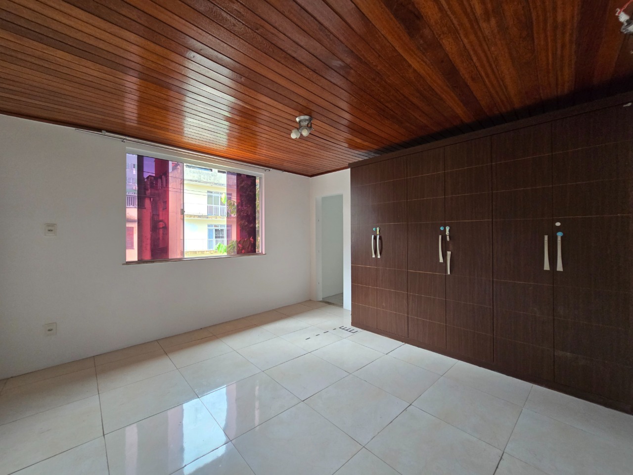 Casa, 4 quartos, 256 m² - Foto 31