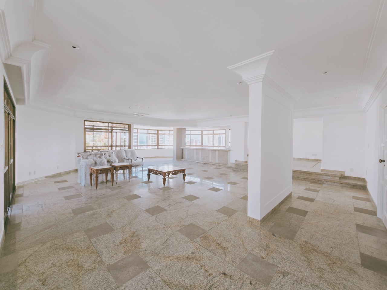 Apartamento, 4 quartos, 389 m² - Foto 2