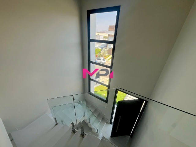 Casa de Condomínio à venda com 3 quartos, 250m² - Foto 30