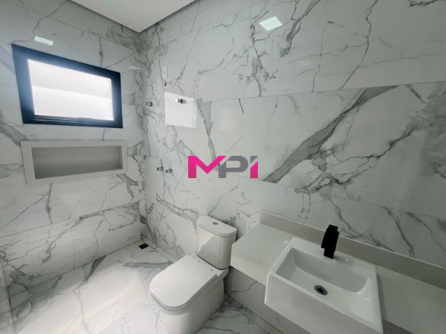 Casa de Condomínio à venda com 3 quartos, 250m² - Foto 35