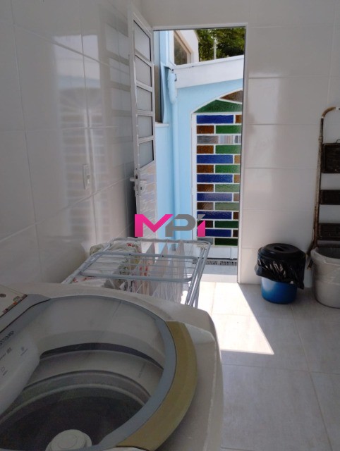 Sobrado à venda com 3 quartos, 282m² - Foto 25