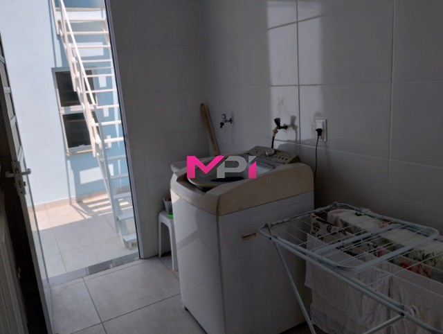 Sobrado à venda com 3 quartos, 282m² - Foto 27