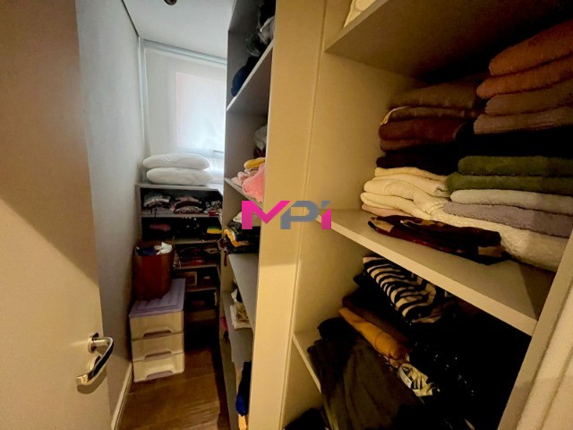 Apartamento à venda com 3 quartos, 141m² - Foto 15