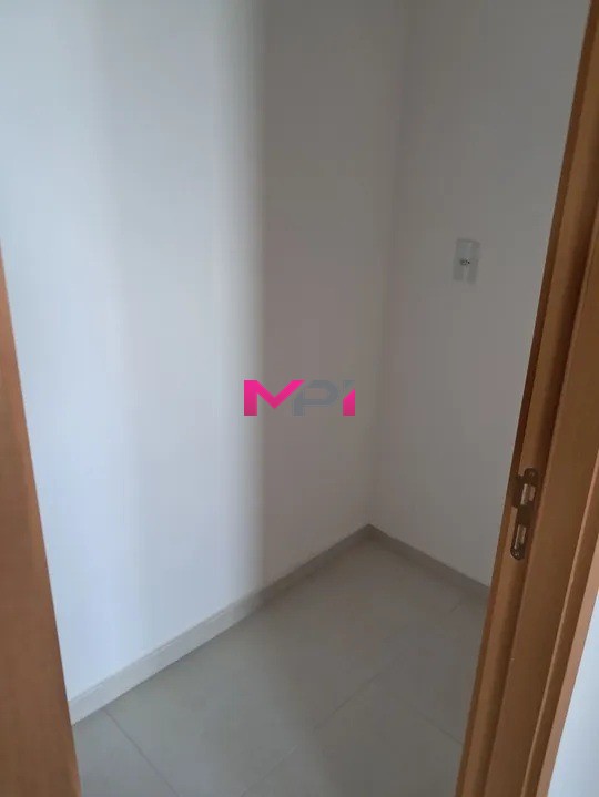 Apartamento à venda com 3 quartos, 105m² - Foto 9