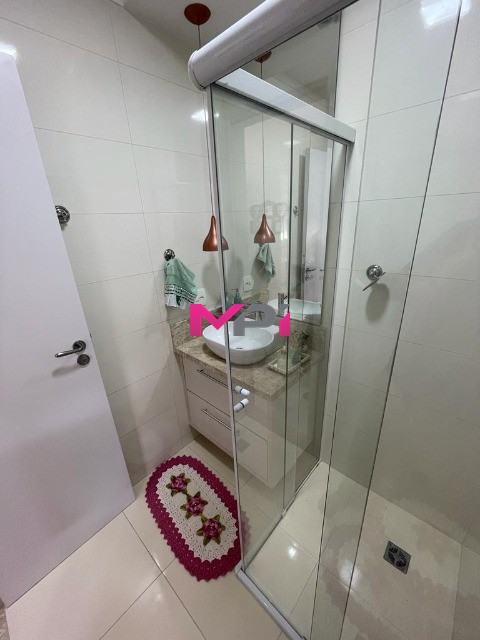 Apartamento à venda com 2 quartos, 64m² - Foto 12