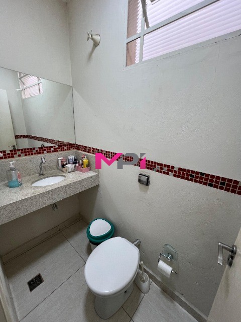 Casa à venda com 2 quartos, 142m² - Foto 12