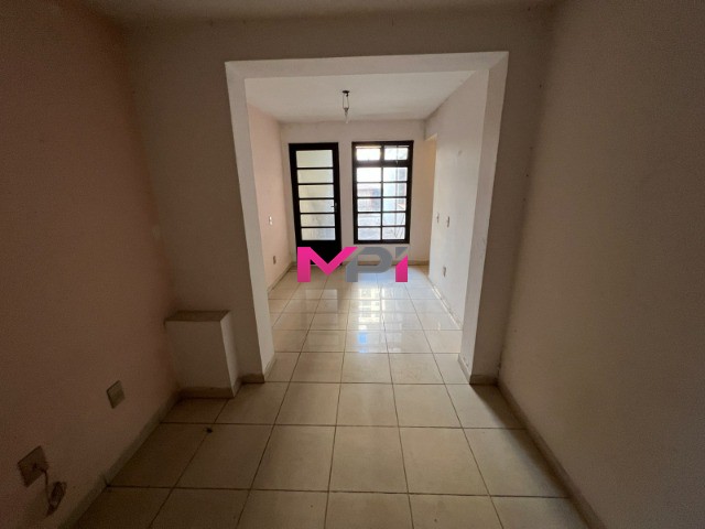 Prédio Inteiro à venda com 9 quartos, 308m² - Foto 27