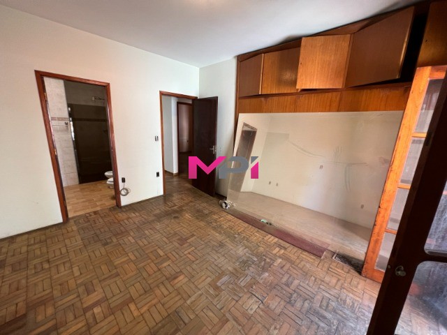 Prédio Inteiro à venda com 9 quartos, 308m² - Foto 16