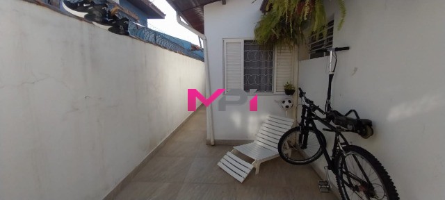 Casa à venda com 3 quartos, 255m² - Foto 23