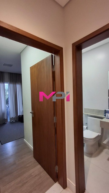 Casa de Condomínio à venda com 4 quartos, 277m² - Foto 10