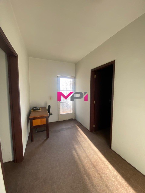 Casa à venda com 3 quartos, 481m² - Foto 14