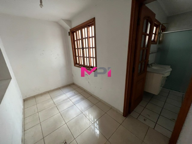 Prédio Inteiro à venda com 9 quartos, 308m² - Foto 32