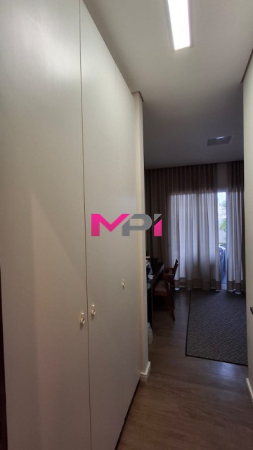 Casa de Condomínio à venda com 4 quartos, 277m² - Foto 9