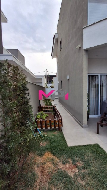Casa de Condomínio à venda com 4 quartos, 277m² - Foto 43