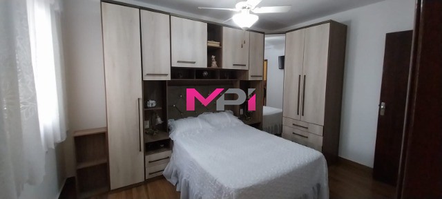 Casa à venda com 3 quartos, 255m² - Foto 11