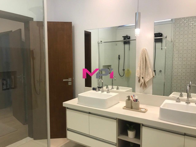 Casa de Condomínio à venda com 4 quartos, 277m² - Foto 28
