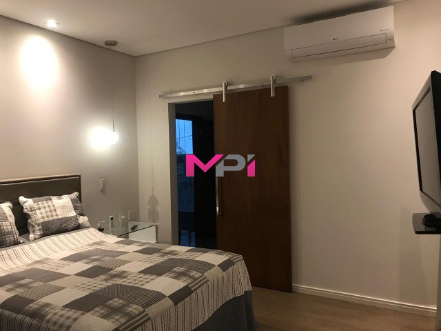 Casa de Condomínio à venda com 4 quartos, 277m² - Foto 33