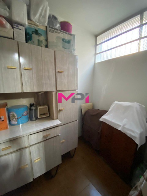 Casa à venda com 3 quartos, 481m² - Foto 11