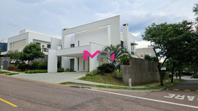 Casa de Condomínio para alugar com 3 quartos, 415m² - Foto 3