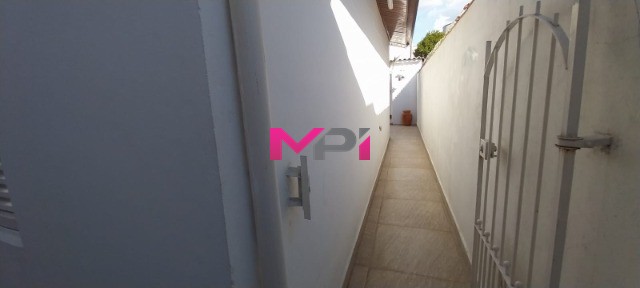 Casa à venda com 3 quartos, 255m² - Foto 24