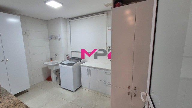 Apartamento à venda com 4 quartos, 189m² - Foto 21