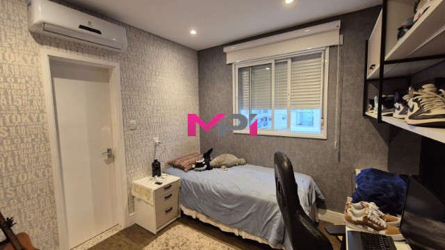 Apartamento à venda com 4 quartos, 189m² - Foto 23