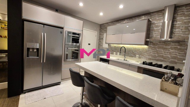 Apartamento à venda com 4 quartos, 189m² - Foto 13