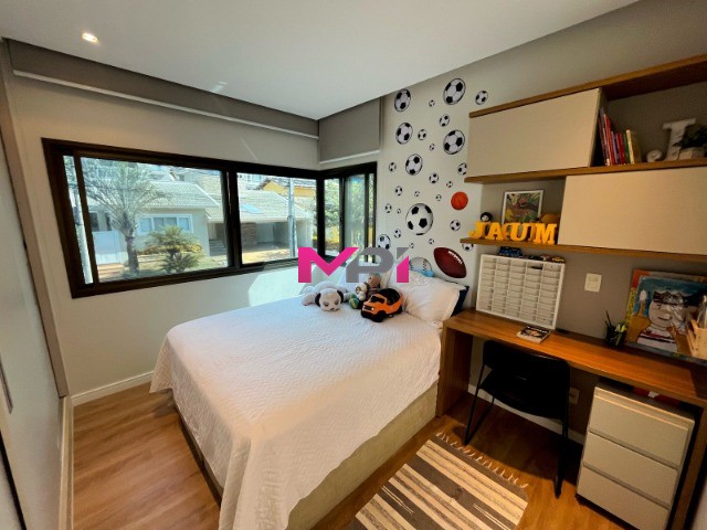 Casa de Condomínio à venda com 3 quartos, 318m² - Foto 36