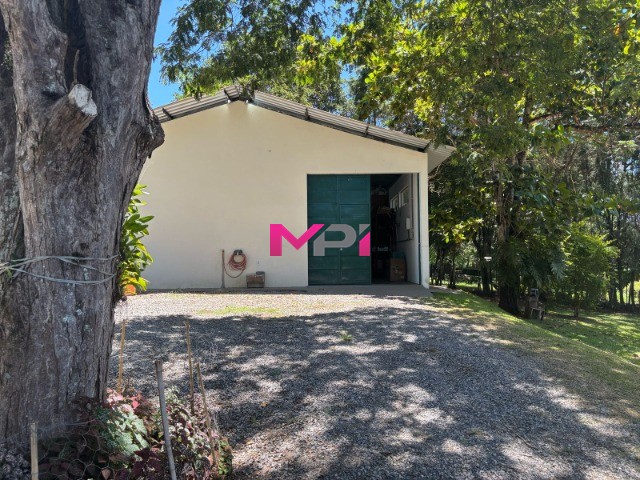 Sítio à venda com 3 quartos, 700m² - Foto 36