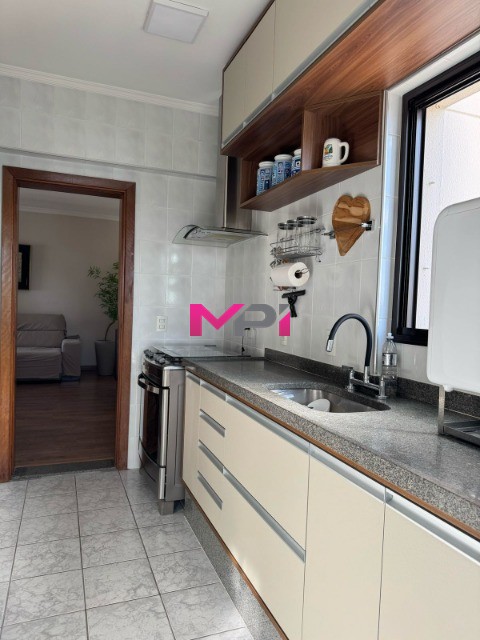 Apartamento à venda com 3 quartos, 92m² - Foto 3