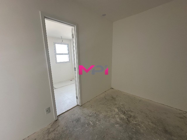 Apartamento à venda com 3 quartos, 175m² - Foto 24