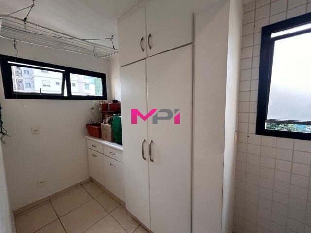 Apartamento à venda com 3 quartos, 170m² - Foto 14