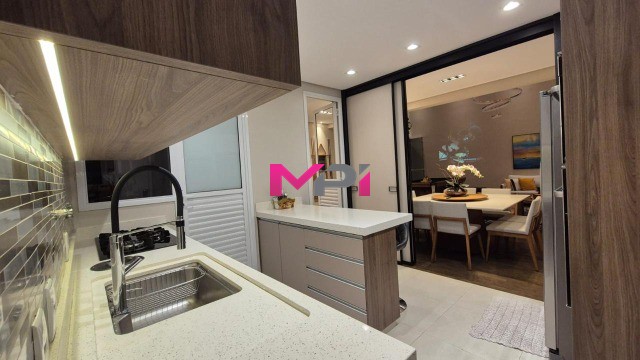 Apartamento à venda com 4 quartos, 189m² - Foto 14