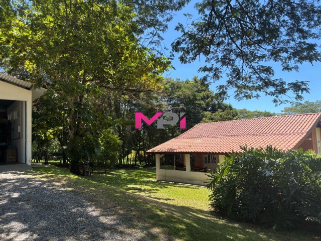 Sítio à venda com 3 quartos, 700m² - Foto 37