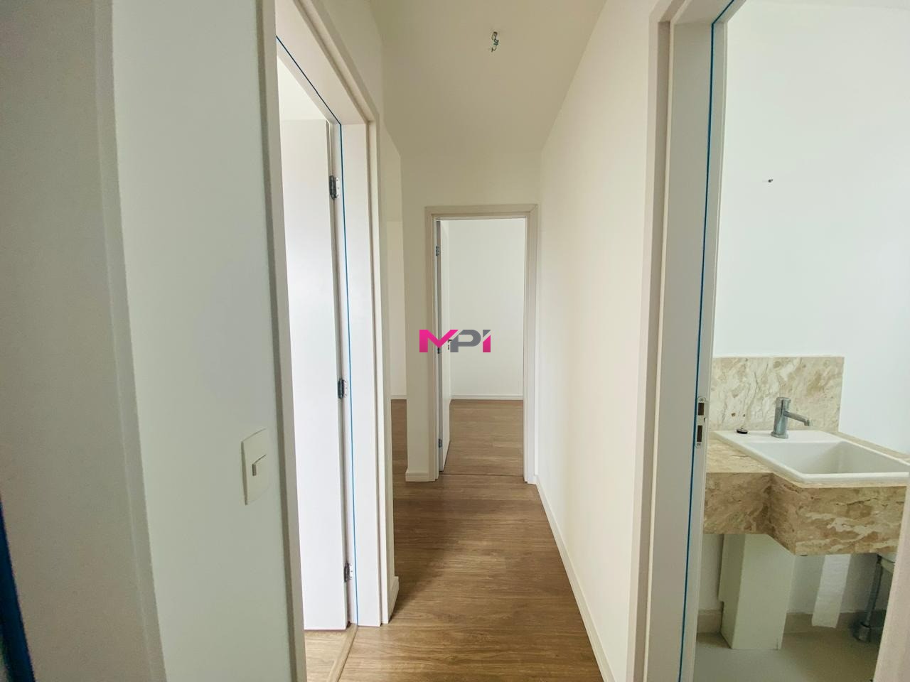 Apartamento à venda com 3 quartos, 83m² - Foto 9
