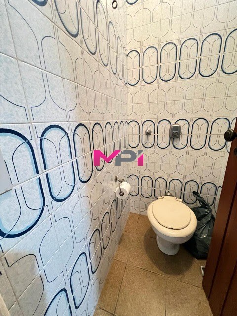 Casa à venda com 3 quartos, 455m² - Foto 15