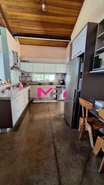 Casa de Condomínio à venda com 3 quartos, 200m² - Foto 11