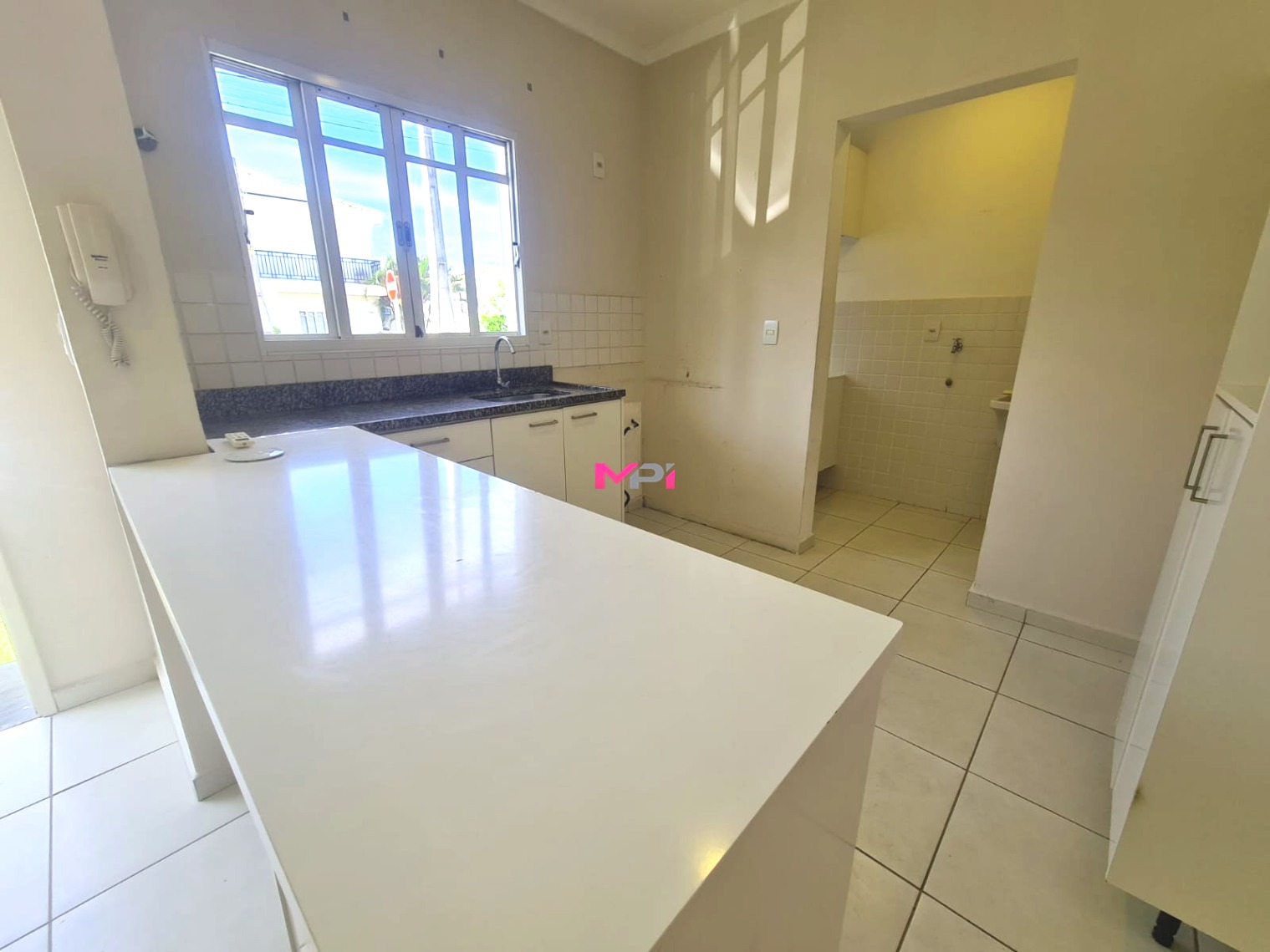 Casa de Condomínio à venda com 3 quartos, 110m² - Foto 4