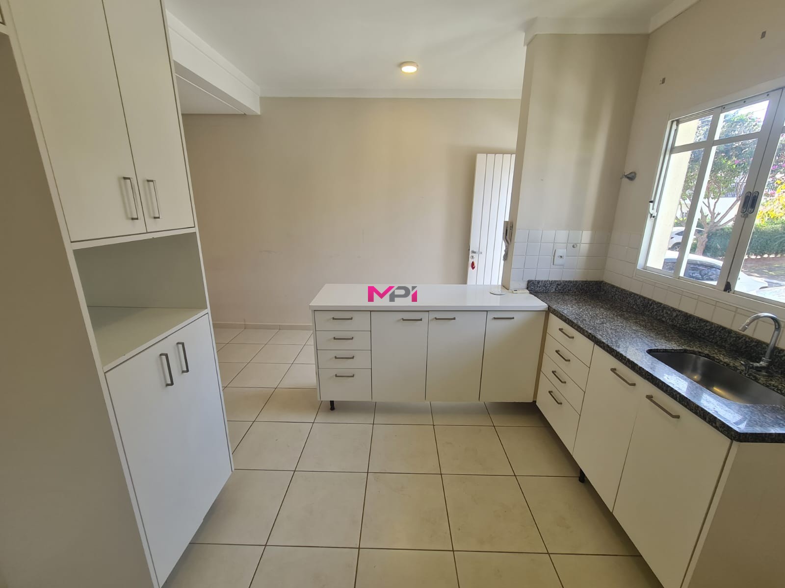 Casa de Condomínio à venda com 3 quartos, 110m² - Foto 5