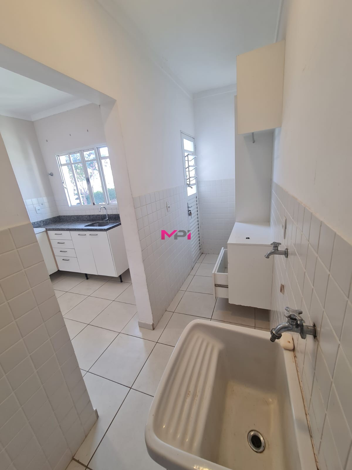 Casa de Condomínio à venda com 3 quartos, 110m² - Foto 11