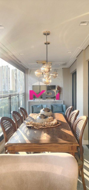Apartamento à venda com 3 quartos, 141m² - Foto 32