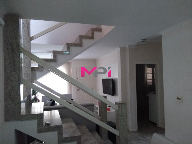 Sobrado à venda com 4 quartos, 230m² - Foto 3