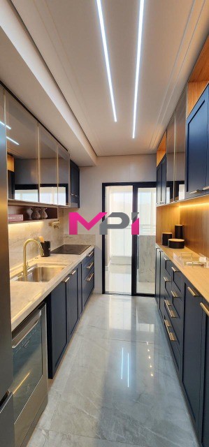 Apartamento à venda com 3 quartos, 141m² - Foto 28