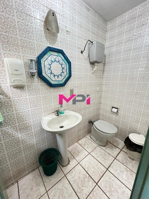 Casa à venda com 3 quartos, 455m² - Foto 24