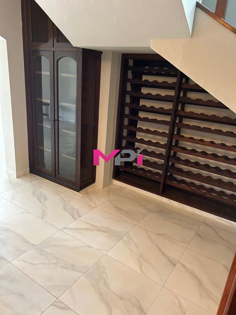 Casa de Condomínio à venda com 3 quartos, 400m² - Foto 11