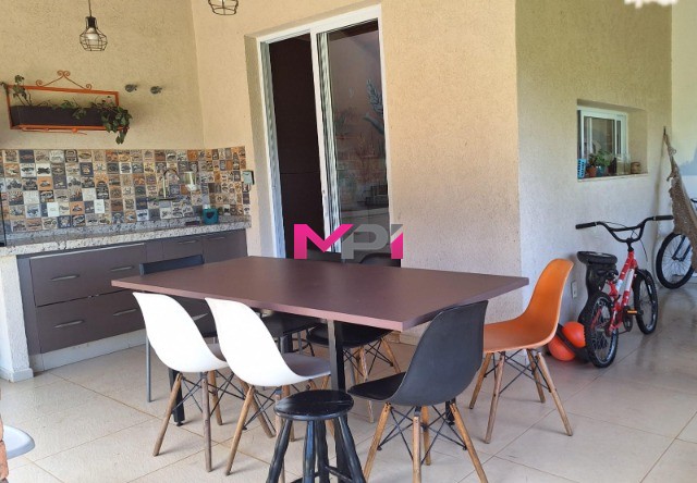 Casa de Condomínio à venda com 3 quartos, 200m² - Foto 12