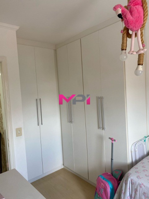 Apartamento à venda com 2 quartos, 68m² - Foto 11