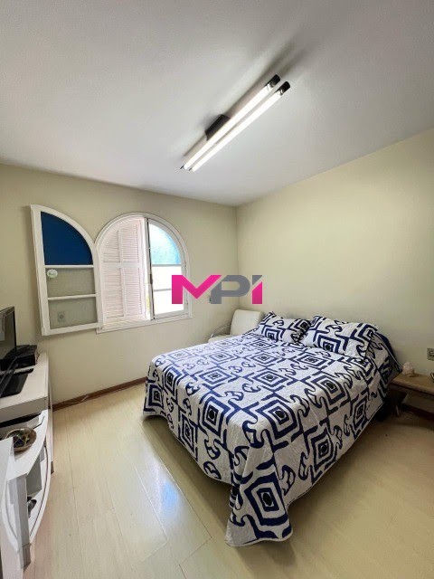 Casa à venda com 3 quartos, 455m² - Foto 18