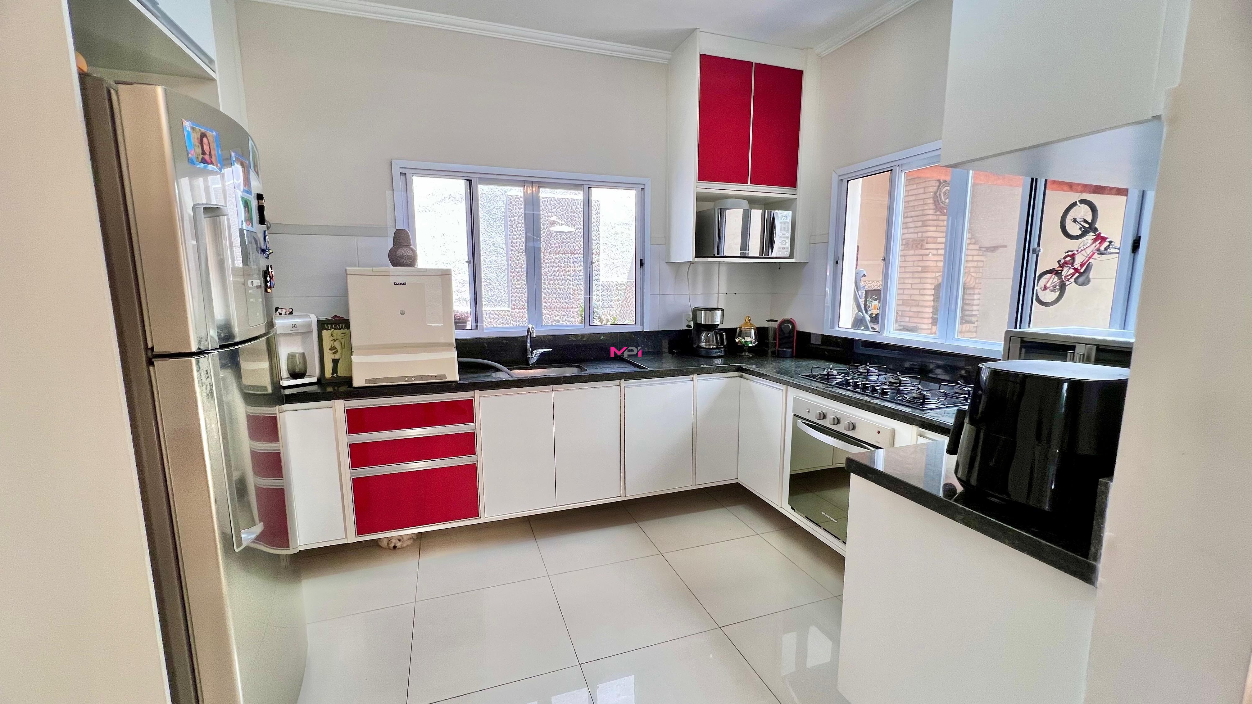 Casa de Condomínio à venda com 3 quartos, 160m² - Foto 13