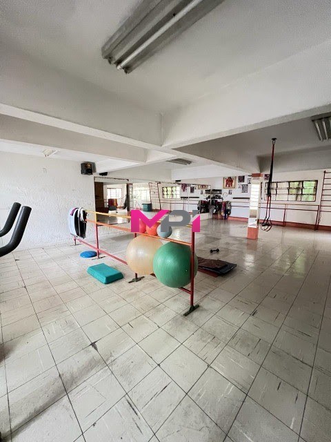 Casa à venda com 3 quartos, 455m² - Foto 26